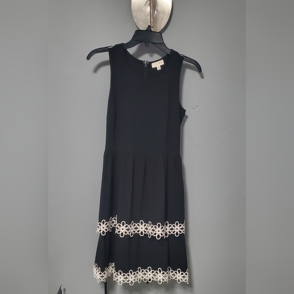 Dress Black and White